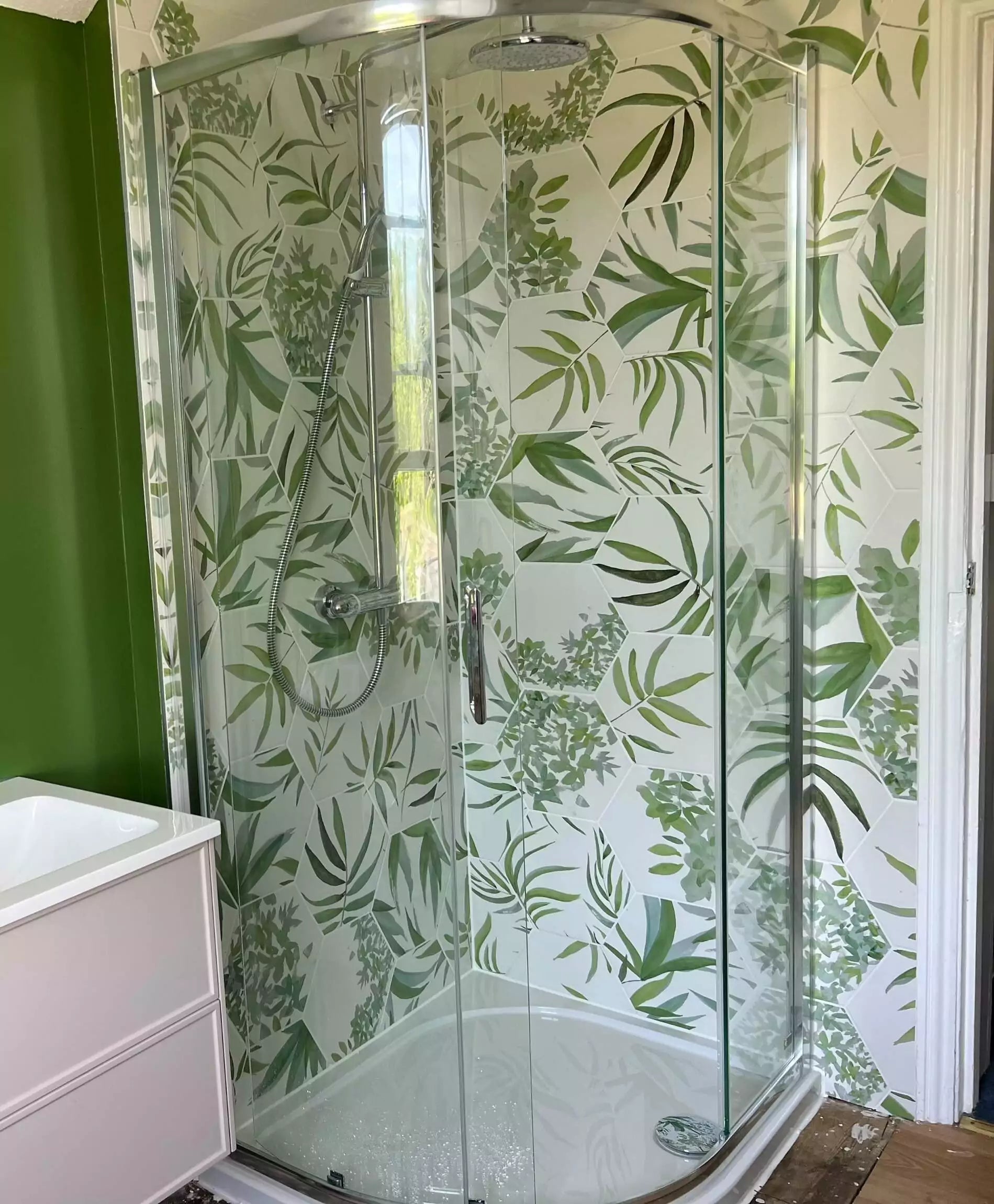 Tropical Forest Green Leaf Pattern Hexagon 333x285mm Pattern Wall and Floor Porcelain Tile TilesDecor