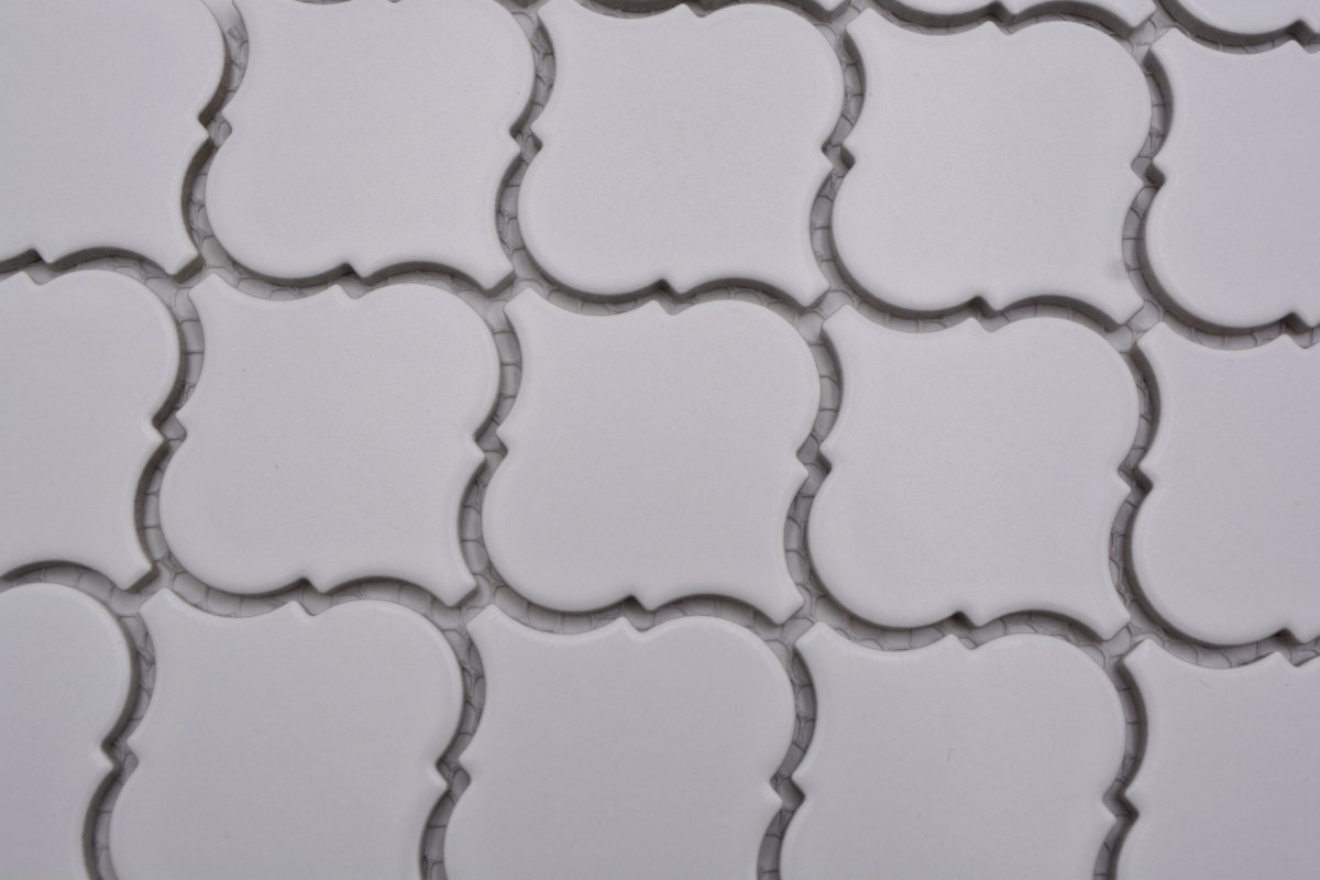 White Matt Arabesque Mosaic Tile HUH CLP 2BG