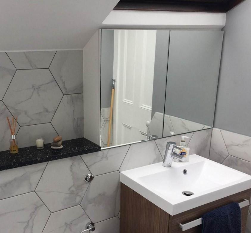 Vienna White Marble Effect Hexagon Tile (33 x 28.5cm) lt 0069