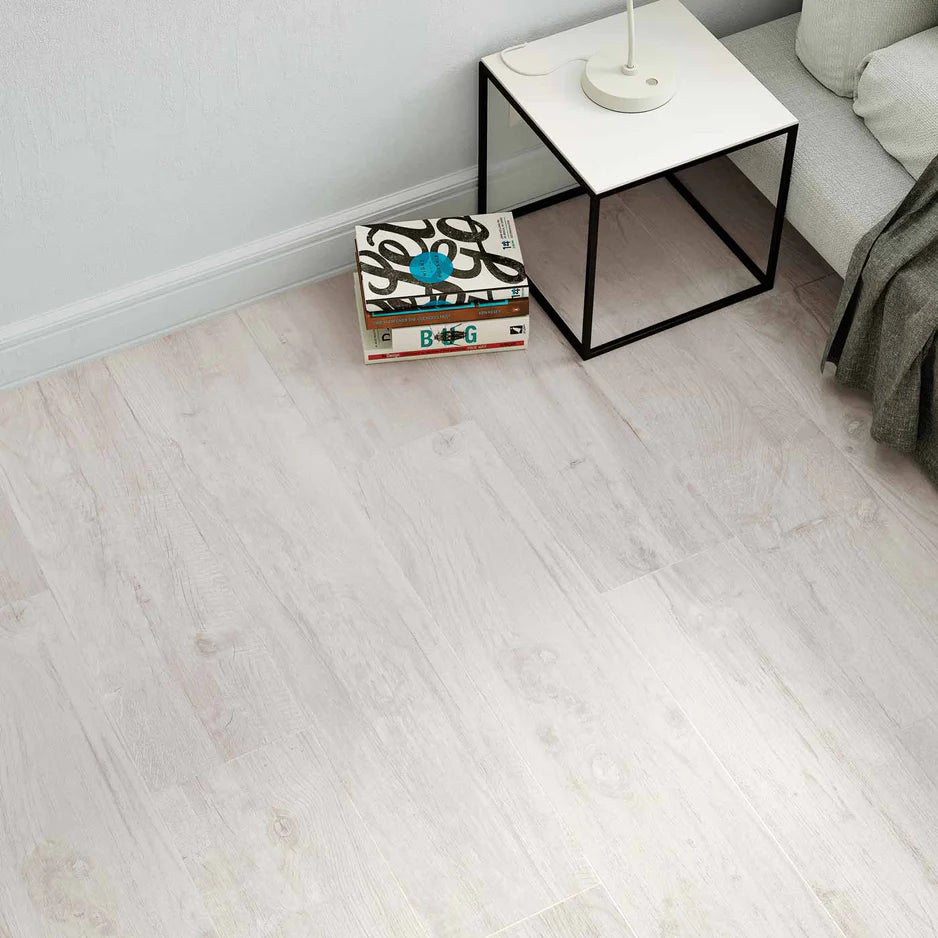 White Washed Wood Effect Tile tile.co.uk new forest white