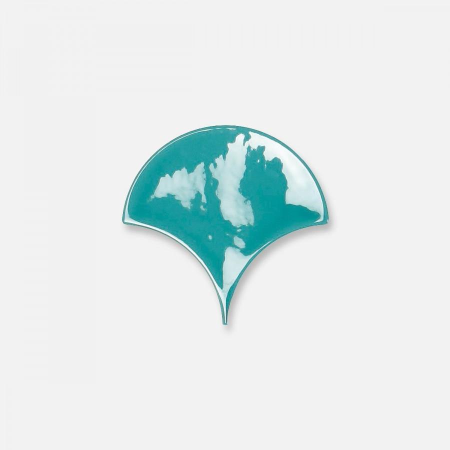 Corsica Fan Tile (12 x 12.5cm) https://www.porcelainsuperstore.co.uk/collections/teal-turquoise-bathroom-tiles/products/corsica-fan?variant=39435361681598